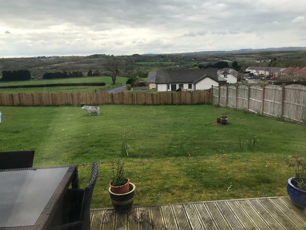 Valley View / Gwel Y Cwm Ammanford Exterior photo